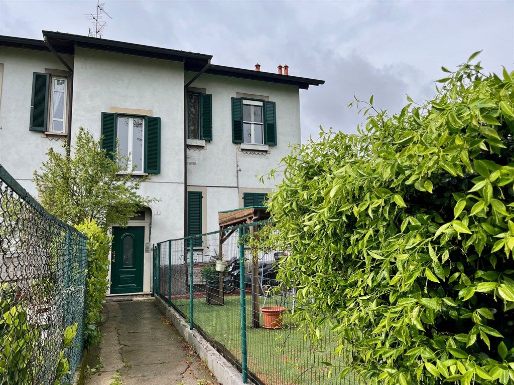 SESTO SAN GIOVANNI – DUE LOCALI CON GIARDINO – VILLAGGIO FALCK